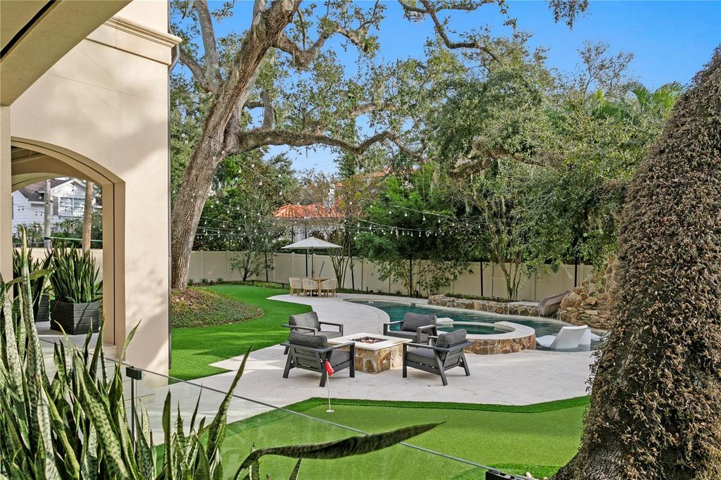 Image 77 of property listing at 4518 W ROSEMERE ROAD, Tampa, FL 33609