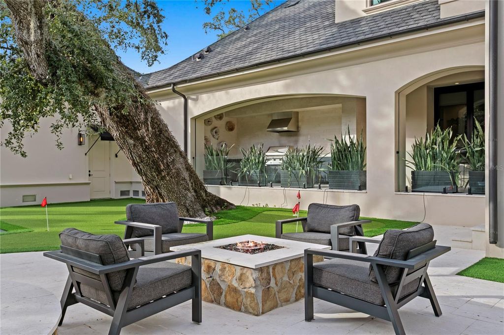 Image 78 of property listing at 4518 W ROSEMERE ROAD, Tampa, FL 33609