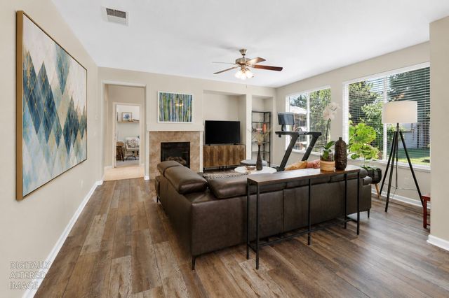 2133 Greatfield Dr, Roseville, CA 95747