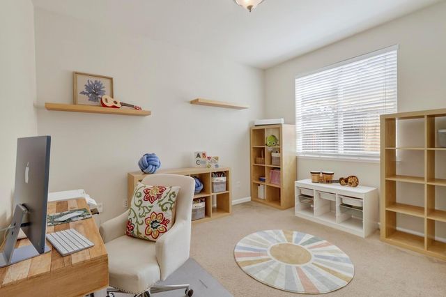 2133 Greatfield Dr, Roseville, CA 95747