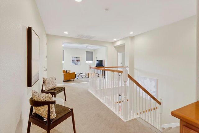 2133 Greatfield Dr, Roseville, CA 95747