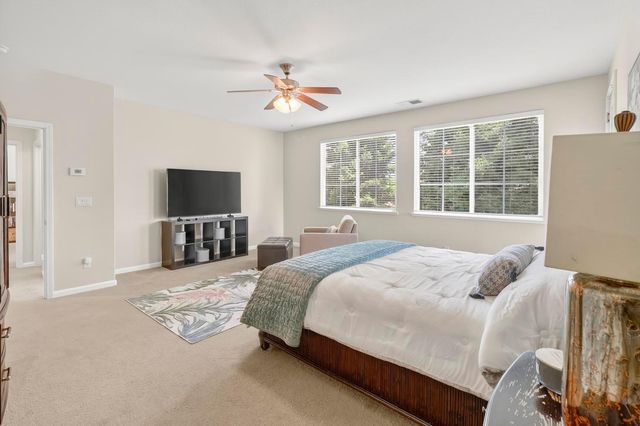2133 Greatfield Dr, Roseville, CA 95747