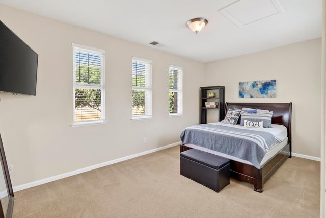 2133 Greatfield Dr, Roseville, CA 95747