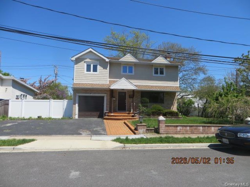 2449 Wallen Lane, North Bellmore, NY 11710