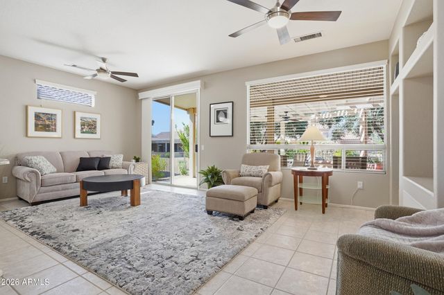 18132 N VILLA BELLA Drive, Surprise, AZ 85374