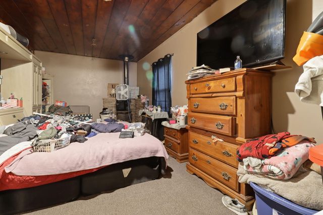 1611 Weymouth Street, West Bloomfield, MI 48324