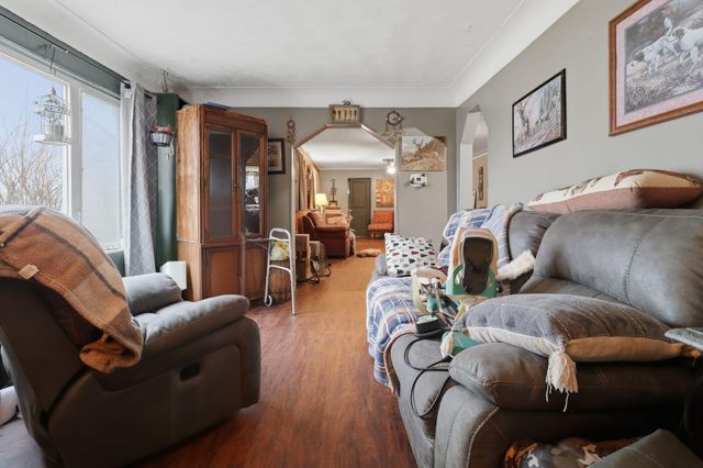 1611 Weymouth Street, West Bloomfield, MI 48324