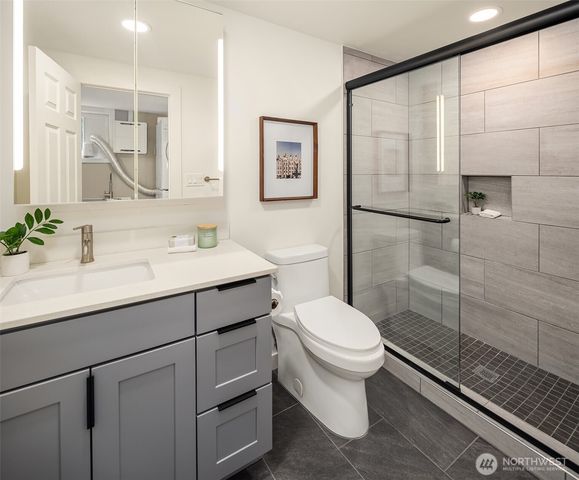 8205 18th Avenue NE, Seattle, WA 98115