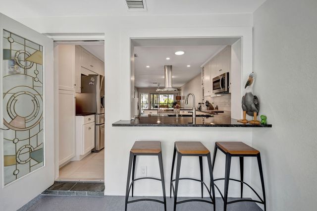 201 Venetian Drive 4, Delray Beach, FL 33483