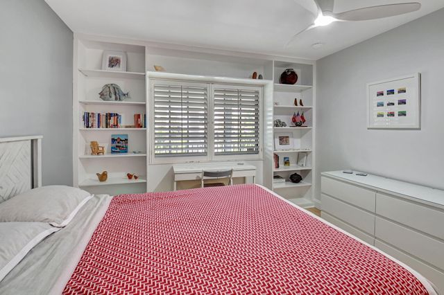 201 Venetian Drive 4, Delray Beach, FL 33483