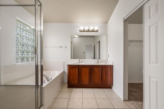 3232 Clinton PL, Round Rock, TX 78665