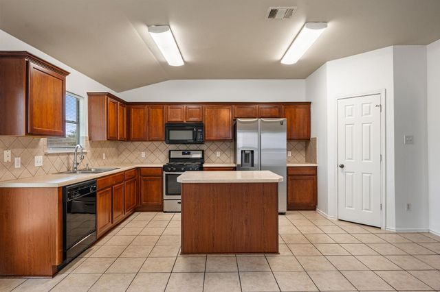 3232 Clinton PL, Round Rock, TX 78665