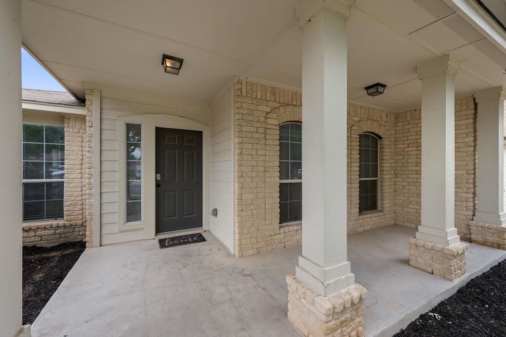 3232 Clinton PL, Round Rock, TX 78665