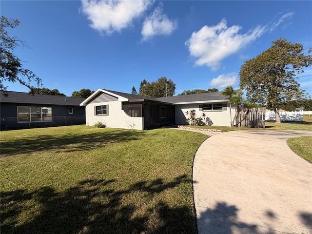 100 TENNESSEE AVENUE, St Cloud, FL 34769