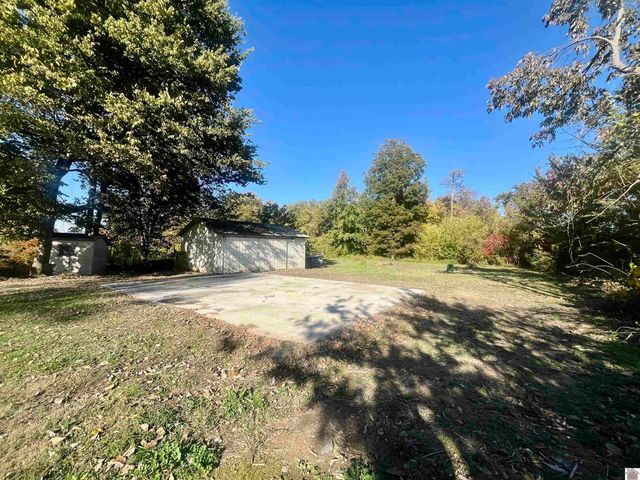 451 County Road 1320, Bardwell, KY 42023