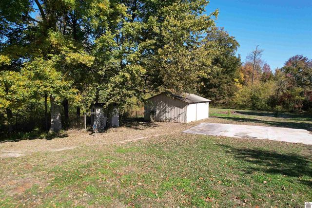 451 County Road 1320, Bardwell, KY 42023