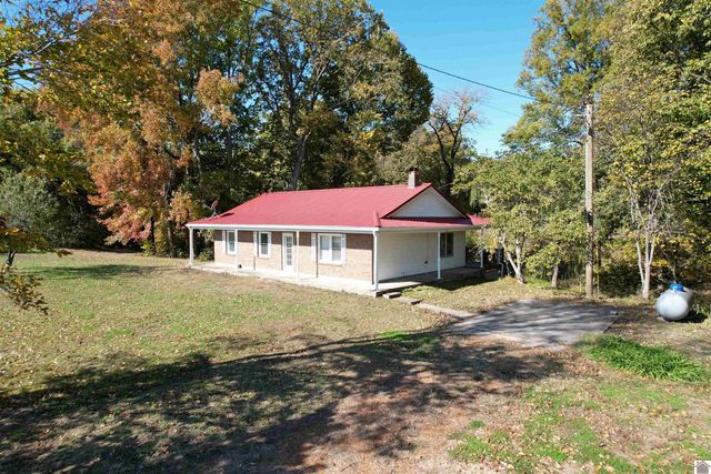 451 County Road 1320, Bardwell, KY 42023