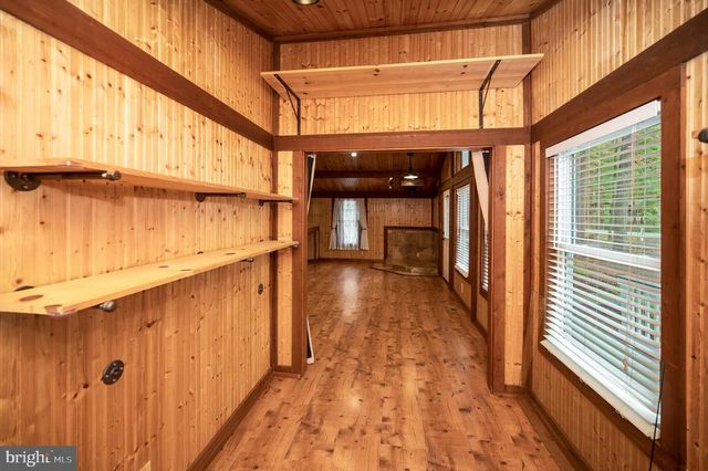 4239 LAKEVIEW PKWY, Locust Grove, VA 22508