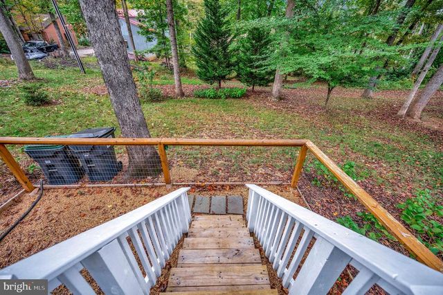 4239 LAKEVIEW PKWY, Locust Grove, VA 22508