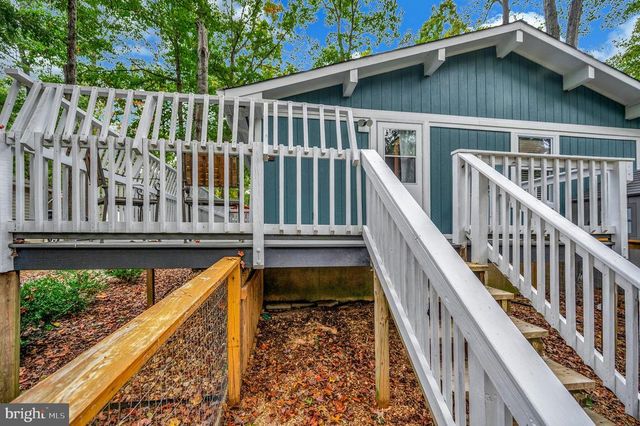 4239 LAKEVIEW PKWY, Locust Grove, VA 22508