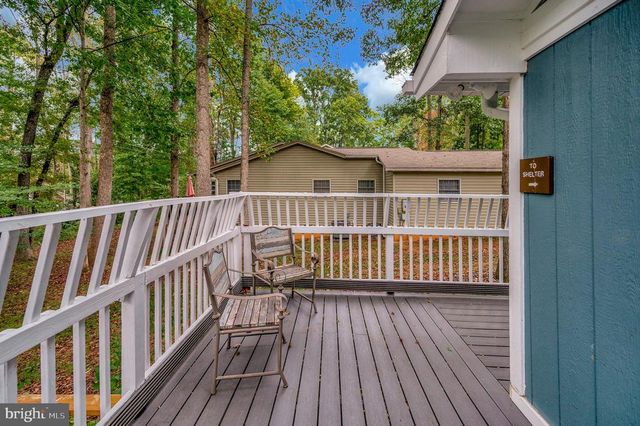 4239 LAKEVIEW PKWY, Locust Grove, VA 22508