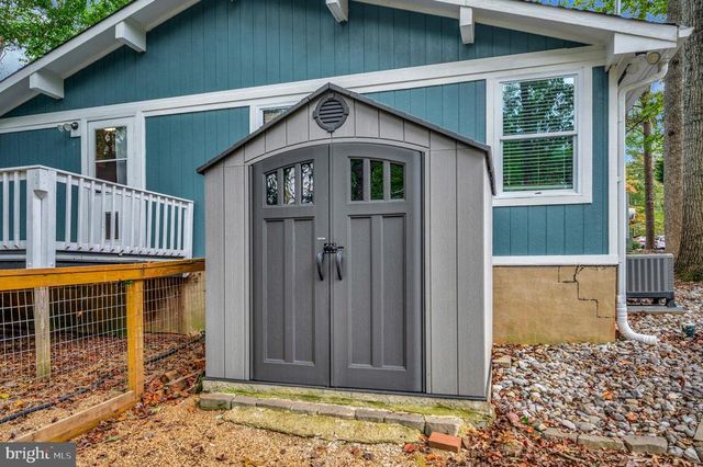 4239 LAKEVIEW PKWY, Locust Grove, VA 22508