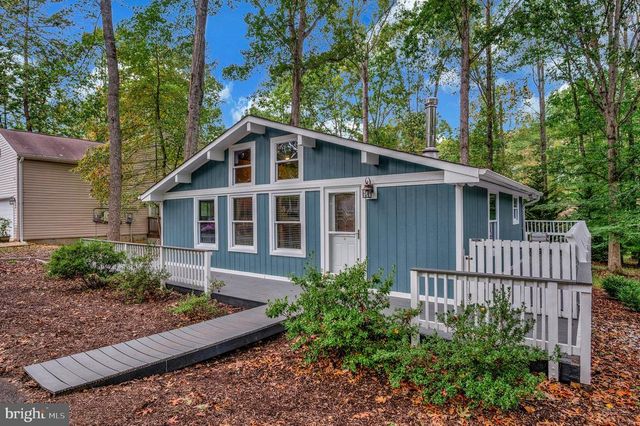 4239 LAKEVIEW PKWY, Locust Grove, VA 22508