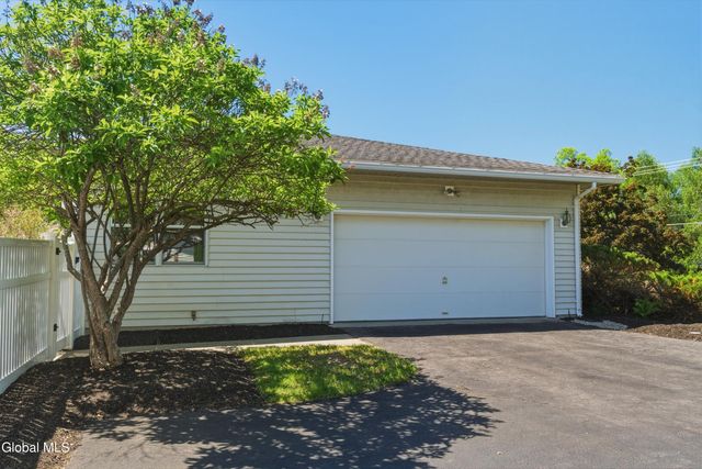 365 Vischer Ferry Road, Clifton Park, NY 12065