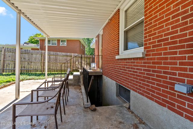 4415 Mann Ave, Louisville, KY 40215