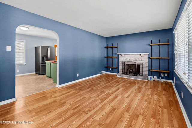 4415 Mann Ave, Louisville, KY 40215