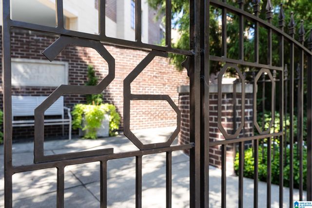 2600 Highland Ave S Apt 102, Birmingham, AL 35205