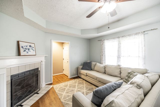 103 Forrest Ln, White House, TN 37188