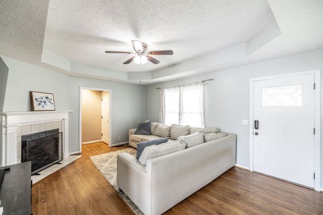 103 Forrest Ln, White House, TN 37188