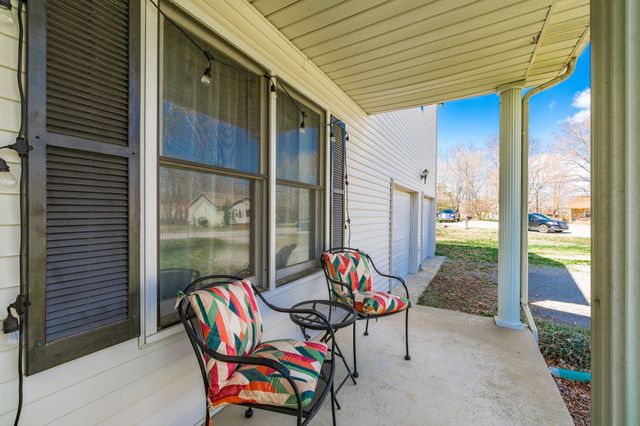 103 Forrest Ln, White House, TN 37188