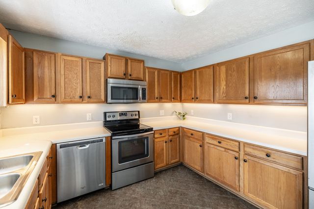 103 Forrest Ln, White House, TN 37188