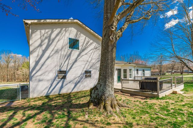 103 Forrest Ln, White House, TN 37188