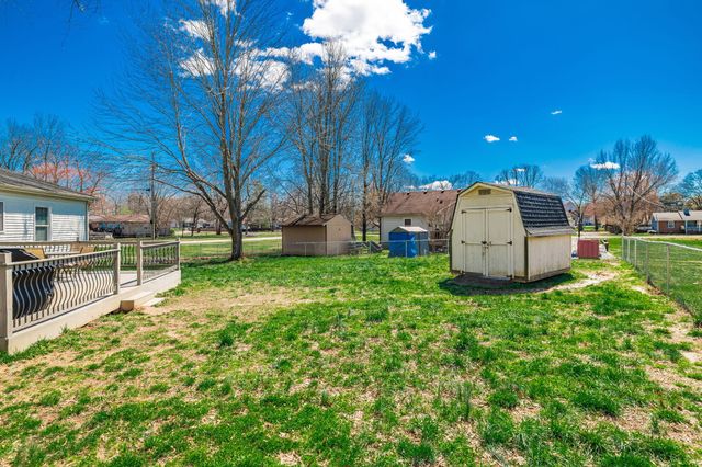 103 Forrest Ln, White House, TN 37188