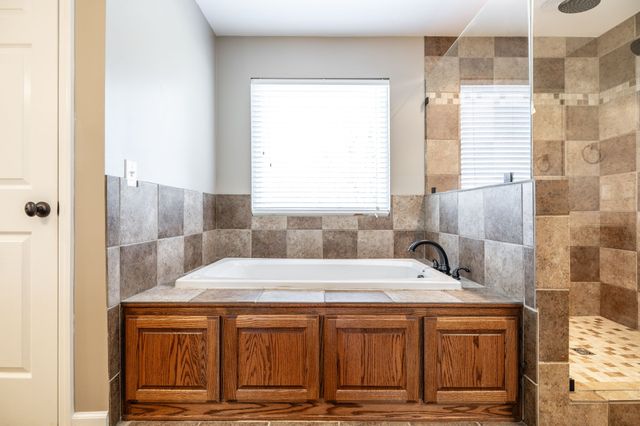 103 Forrest Ln, White House, TN 37188