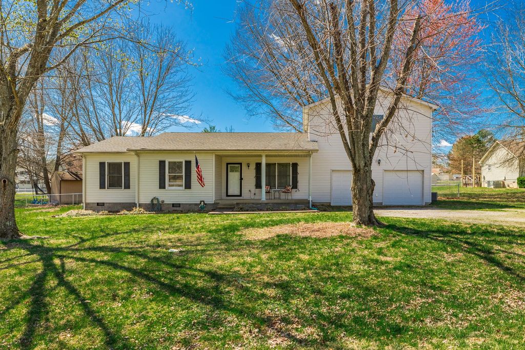 103 Forrest Ln, White House, TN 37188