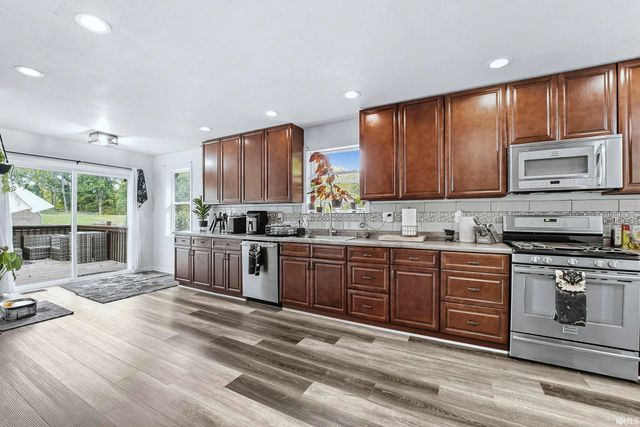 1304 Garden Club Drive, Fort Wayne, IN 46825