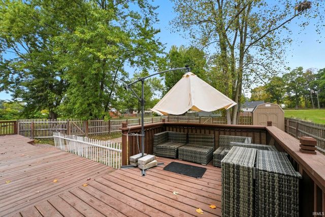 1304 Garden Club Drive, Fort Wayne, IN 46825