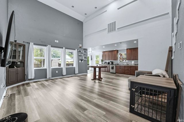 1304 Garden Club Drive, Fort Wayne, IN 46825