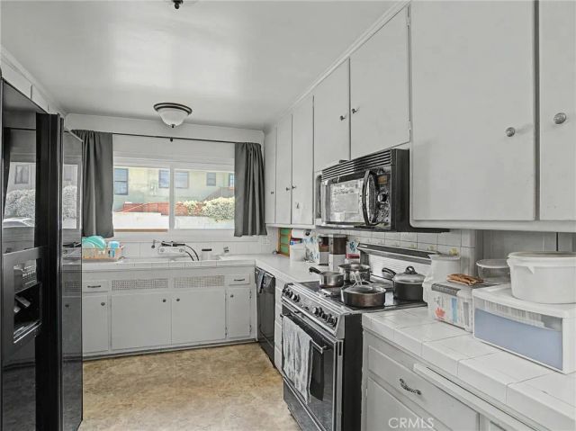 203 E Sycamore Avenue, El Segundo, CA 90245