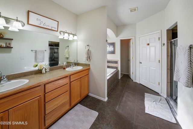 4676 Calle De Nubes, Las Cruces, NM 88012