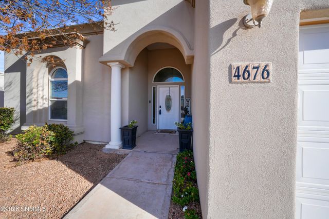 4676 Calle De Nubes, Las Cruces, NM 88012