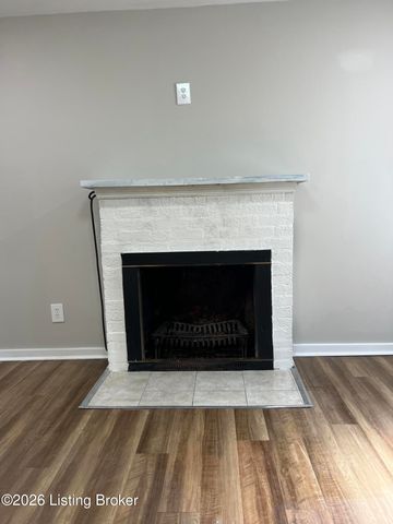 2015 Fort St, Louisville, KY 40217