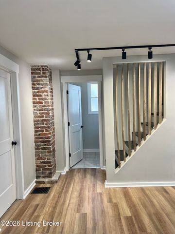 2015 Fort St, Louisville, KY 40217