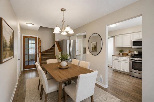 9050 Almena Drive, Kalamazoo, MI 49009