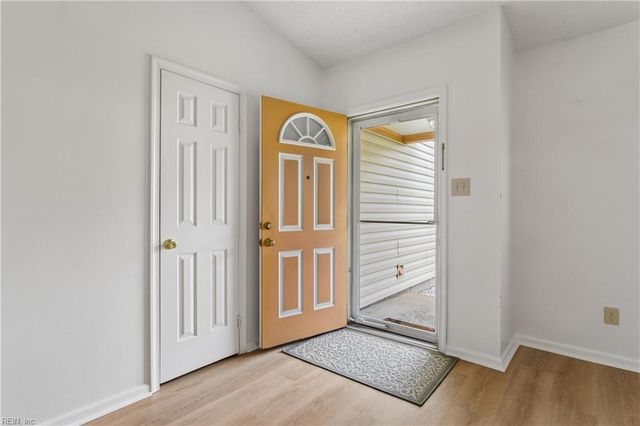 1105 Homer CT, Virginia Beach, VA 23454