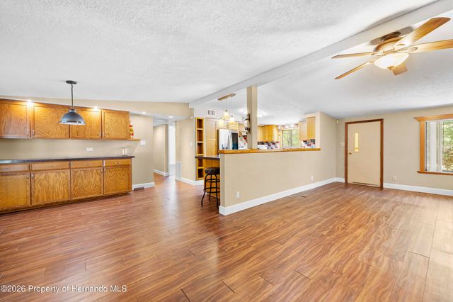 27137 Lambeth Road, Brooksville, FL 34602